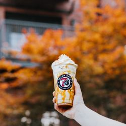 7 Brew Coffee | Salted Caramel Macchiato