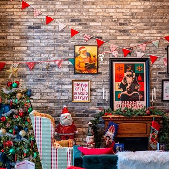 Miracle On Main - Cocktail Bars Near Me - Alpharetta, Georgia