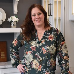 Norfolk Kitchen & Bath Salem - Traci, Kitchen & Bath Designer