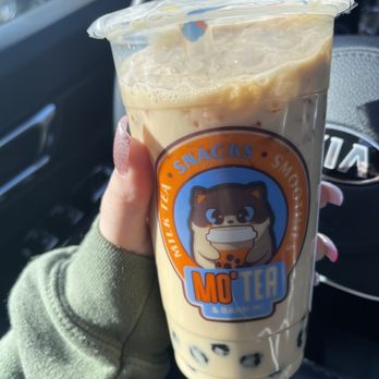 Mo'Tea & Banh Mi - Sandwiches Near Me - Naperville, Illinois