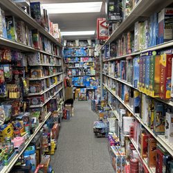 Tons of Toys - Toy Aisle