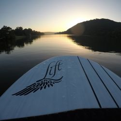 Unhooked Sports - Sunrise on eFoil Lake Austin