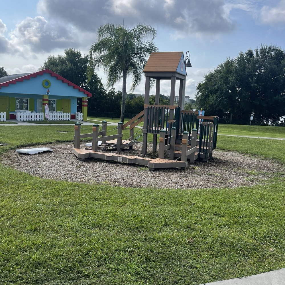 Legoland Beach Retreat - Hotels Near Me - Winter Haven, Florida