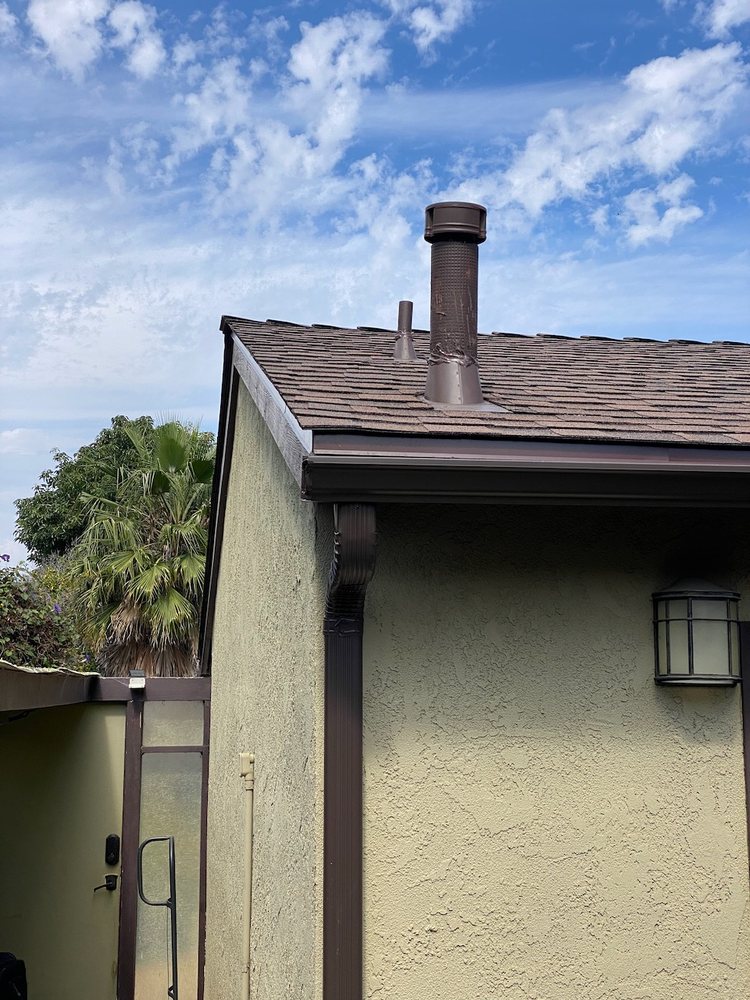 Slide of Al's Roofing & Gutters