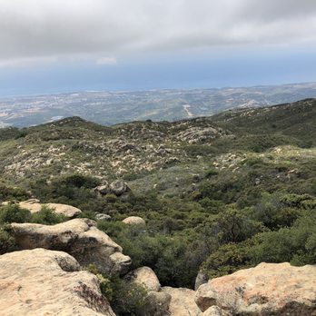 Lizard's Mouth - Hiking Near Me - Goleta, California