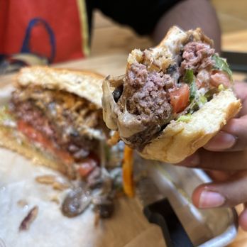 Big Buns - Burgers Near Me - Vienna, Virginia