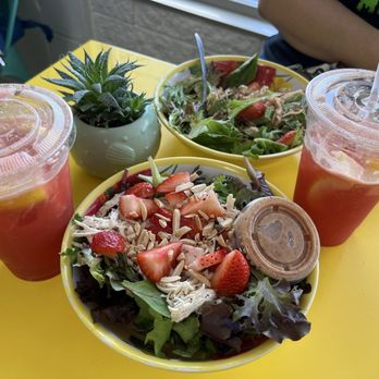 Elite Experience: Sunny Side Kitchen - Strawberry chicken salads and watermelon lemonades - Yelp Events Near Me - Escondido, California Elite Experience: Sunny Side Kitchen - Strawberry chicken salads and watermelon lemonades - Yelp Events Near Me - Escondido, California