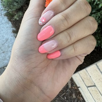 Topline Nails & Lashes Microblading - Gel nail with design - Nail Salons Near Me - Long Beach, California Topline Nails & Lashes Microblading - Gel nail with design - Nail Salons Near Me - Long Beach, California
