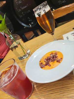 Taberna El Nº10 by null