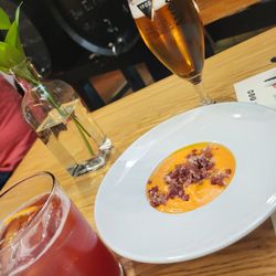Taberna el Nº 10 - Sopreroja (cerveza background duhhhh)