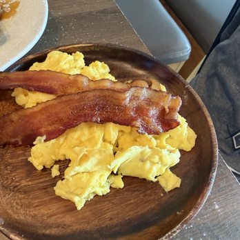 Lilikoi Kitchen - Coffee & Tea Near Me - Kailua, Hawaii