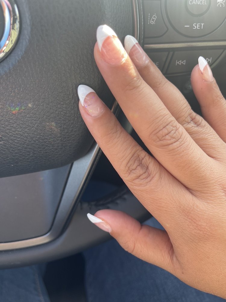 Elite Nail Spa Logo