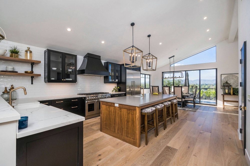 Slide of A to Z Vision Remodeling