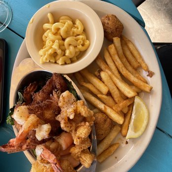 Noah's Ark Bar & Grill - Shrimp boat - Seafood Near Me - Bacliff, Texas Noah's Ark Bar & Grill - Shrimp boat - Seafood Near Me - Bacliff, Texas