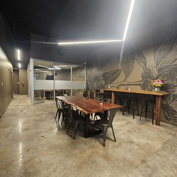 Lucky Goat Coffee - Coffee & Tea Near Me - Orlando, Florida