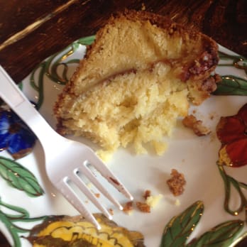 Caffe Amouri - Granny Smith apple cake - Coffee & Tea Near Me - Vienna, Virginia