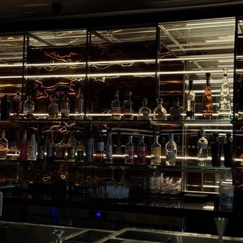 Slice of Life - Cocktail Bars Near Me - Toronto, Ontario Slice of Life - Cocktail Bars Near Me - Toronto, Ontario