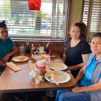 Amparo’s Cleaning Services - amparos cleaning services llc - Home Cleaning Near Me - Katy, Texas