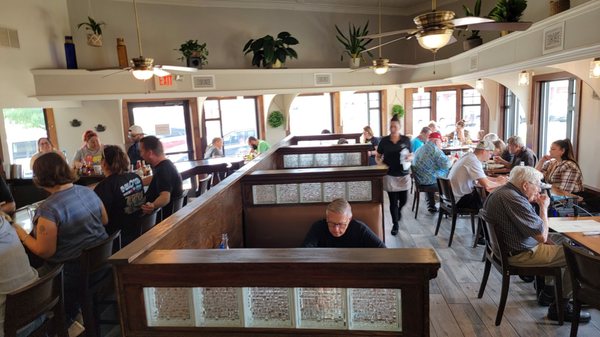 Cafe Le Crème Brûlée by null