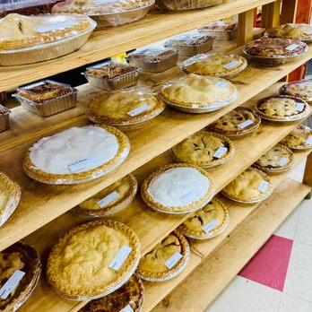 Miller Farms - a variety of pies on display - Farmers Market Near Me - Clinton, Maryland Miller Farms - a variety of pies on display - Farmers Market Near Me - Clinton, Maryland