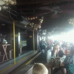 Harpoon Harry's Lounge & Raw Bar