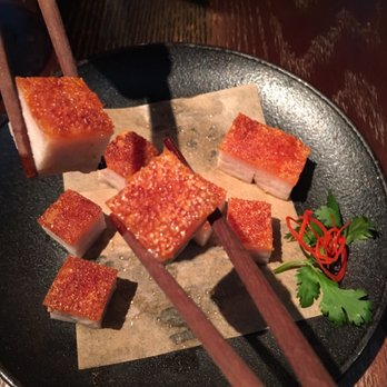 卅二公館 - Definitely must have suckling pig here. - Dim Sum Near Me - Hong Kong, HK 卅二公館 - Definitely must have suckling pig here. - Dim Sum Near Me - Hong Kong, HK