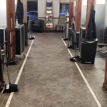 Salon Bravo - Salon area - Hair Salons Near Me - Lincoln, Nebraska Salon Bravo - Salon area - Hair Salons Near Me - Lincoln, Nebraska