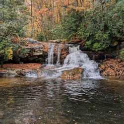 Moccasin Creek State Park - Hemlock Falls | Instagram: @telephonesmoothie