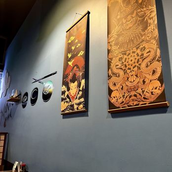Makitto Sushi - Sushi Bars Near Me - Mesa, Arizona