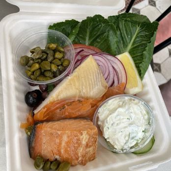 Mensch's Deli - Smoked Fish Spread - Delis Near Me - Evanston, Illinois
