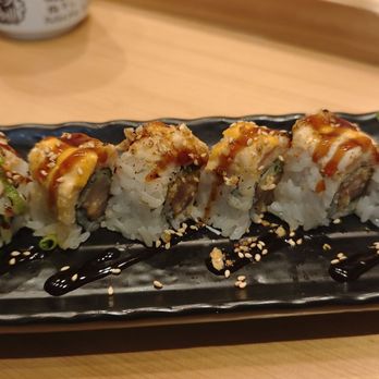 Okami Sushi - Spicy girl rolls - Japanese Near Me - Vancouver, British Columbia