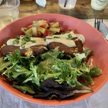 Finn’s Dockside Bar & Grill - Sports Bars Near Me - Apollo Beach, Florida