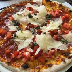 Pizzeria zum Weissen Kreuz - Piccante Pizza