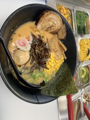 Hawaii Ramen Noodle & Poke Bowl by null