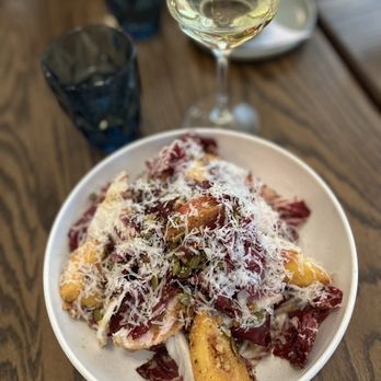 Blossom and Root Kitchen - Peach salad, so fresh and flavorful - Vegan Near Me - Danville, California Blossom and Root Kitchen - Peach salad, so fresh and flavorful - Vegan Near Me - Danville, California