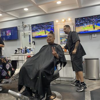 Kings Barbershop - Barbers Near Me - La Puente, California Kings Barbershop - Barbers Near Me - La Puente, California
