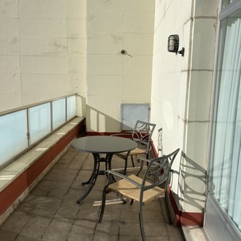 Dear Hotel Madrid - Balcony - Hotels Near Me - Madrid, M Dear Hotel Madrid - Balcony - Hotels Near Me - Madrid, M