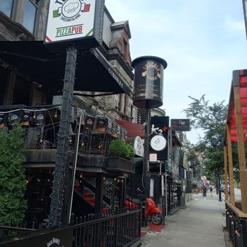 Pizzeria Tuscolo - Front of the restaurant - Italian Near Me - Montreal, Quebec Pizzeria Tuscolo - Front of the restaurant - Italian Near Me - Montreal, Quebec