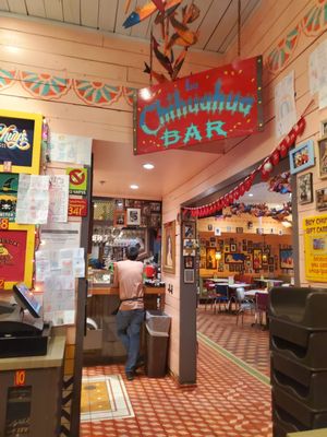 Chuy's by null