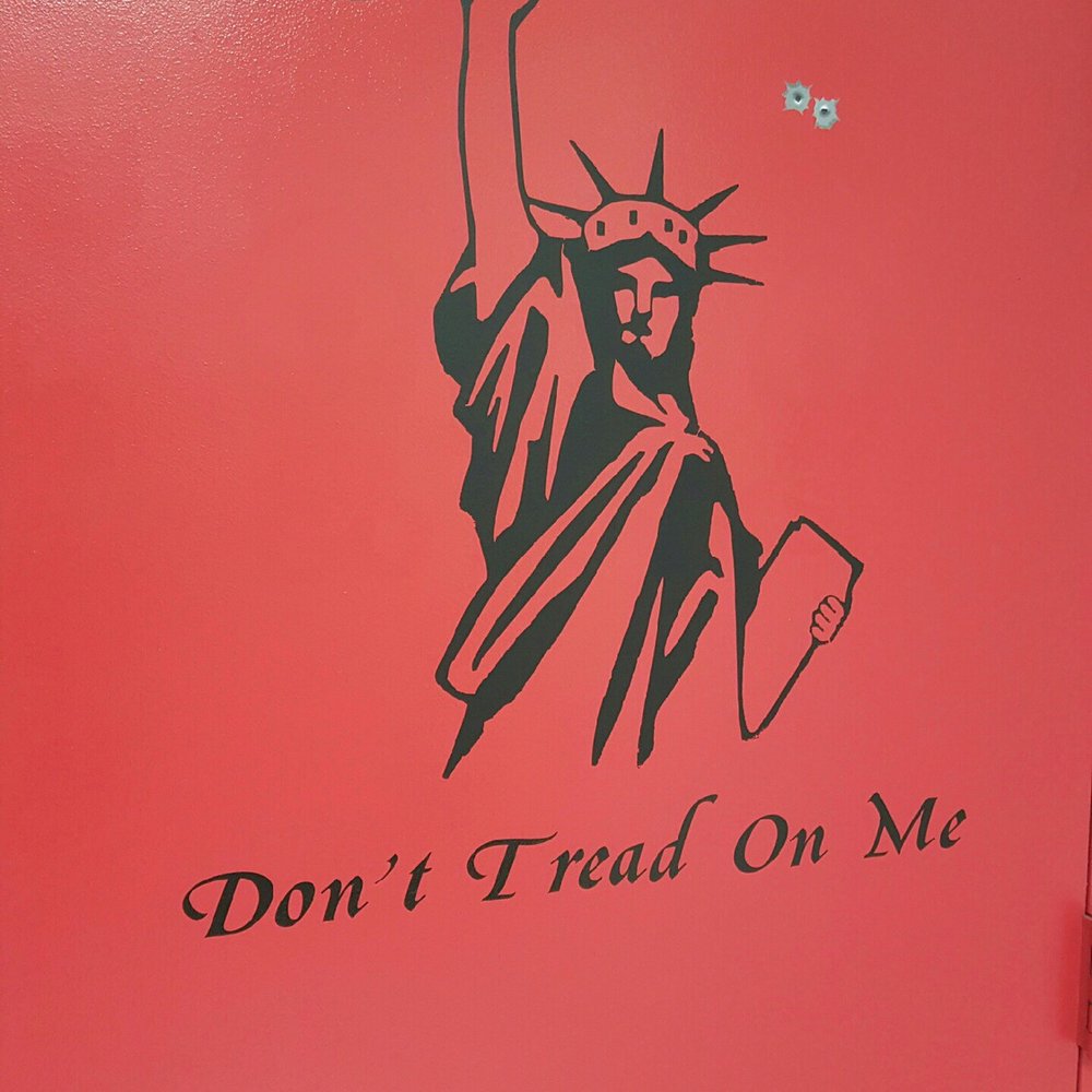 Mack's Tavern - the statue of liberty on the door - Dive Bars Near Me - Dayton, Ohio