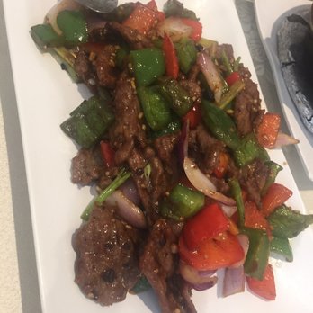 Dong Kee - Garlic beef with red and green peppers, and onions. - Chinese Near Me - Scarborough, Ontario