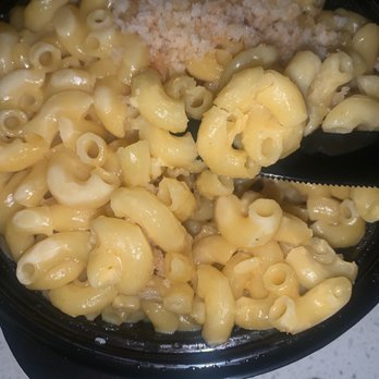 Guy Fieri's Flavortown Kitchen - Food Delivery Services Near Me Guy Fieri's Flavortown Kitchen - Food Delivery Services Near Me