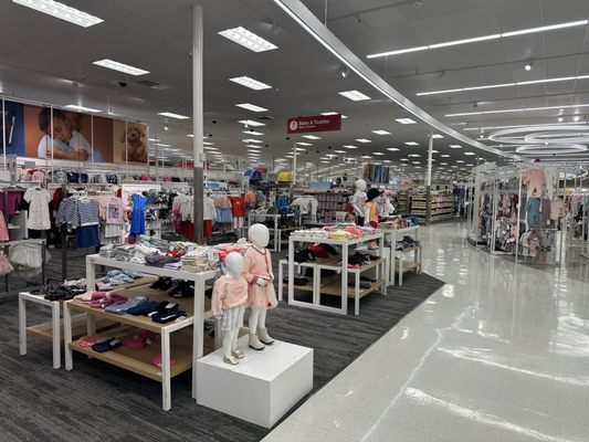TARGET - Updated July 2026 - 219 Photos & 118 Reviews - 4200 E Main St ...