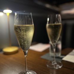 Barons on 1st - Cava to celebrate