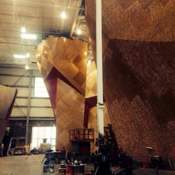 Brooklyn Boulders - Construction of climbing walls in North Building.