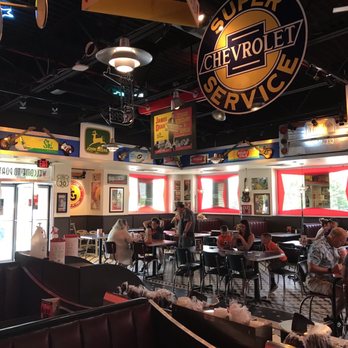 Portillo's Davenport - Inside - Hot Dogs Near Me - Davenport, Iowa Portillo's Davenport - Inside - Hot Dogs Near Me - Davenport, Iowa
