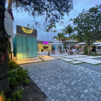 The Oasis - Restaurants Near Me - Miami, Florida The Oasis - Restaurants Near Me - Miami, Florida