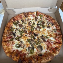 Mozzarella, cheddar, jalapeños, mushrooms, Beyond burger, and hot honey! Mozzarella, cheddar, jalapeños, mushrooms, Beyond burger, and hot honey!