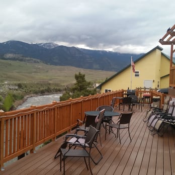 Yellowstone Riverside Cottages - Hotels Near Me - Gardiner, Montana Yellowstone Riverside Cottages - Hotels Near Me - Gardiner, Montana