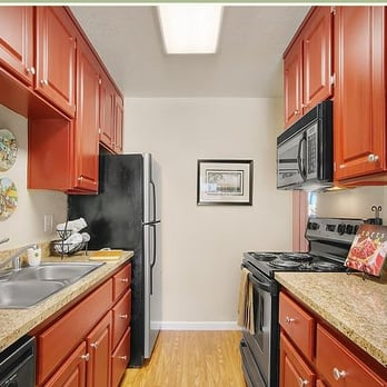 Siena Apartment Homes - Kitchen - Apartments Near Me - Cupertino, California
